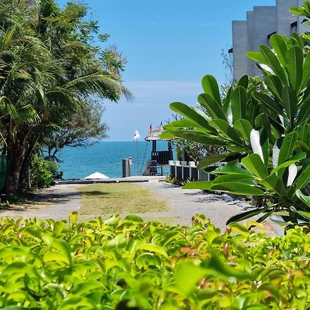 Oceanami Resort Sea View Long Hai Exterior photo